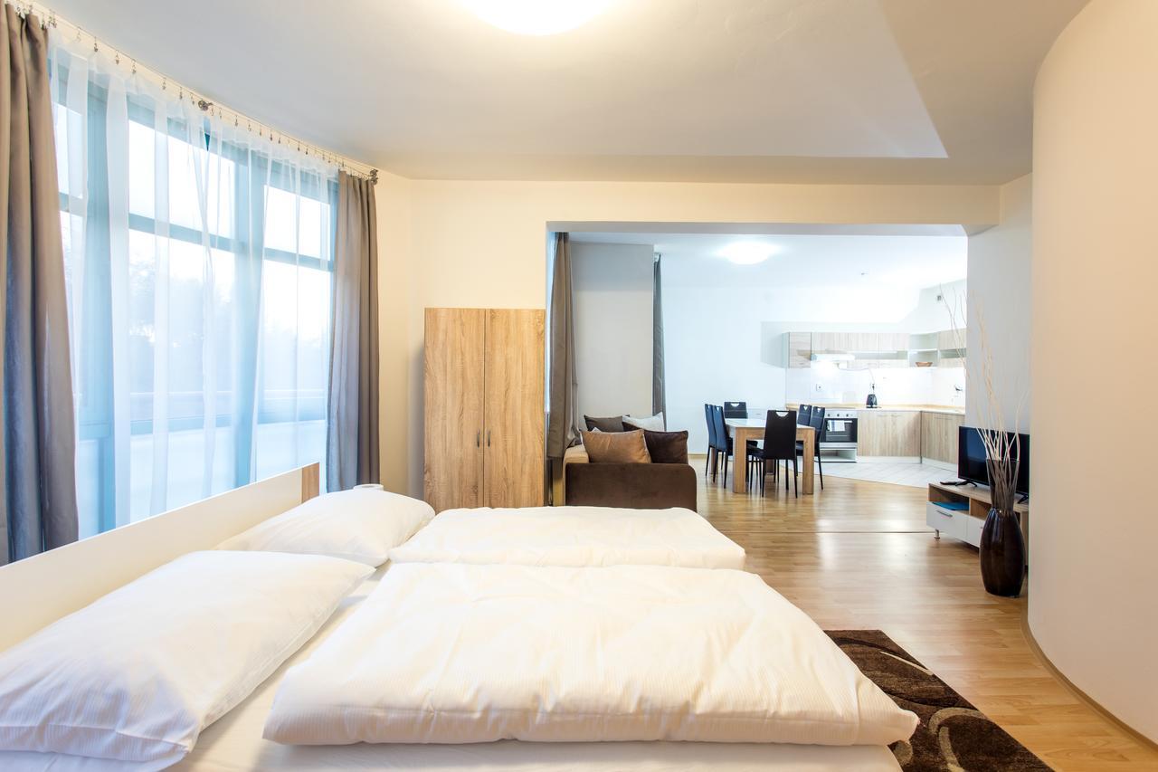 Terrace Hotel Prague Extérieur photo